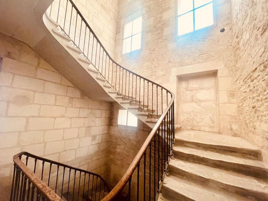 Evasion Urbaine**** Daire Nîmes Dış mekan fotoğraf